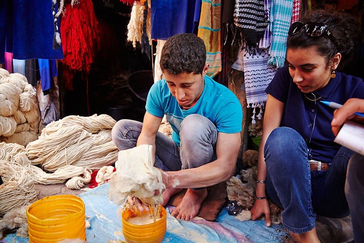 During the residency, working with the wool craftman                             (photo credit:Simon Mills,2013)